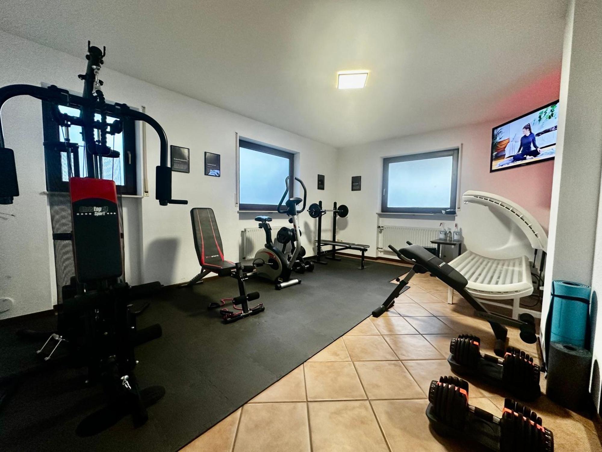Stilvolle Wellness-Ferienwohnung In Neef Whirlpool, Sauna, Grill, Fitness, Billard & Moselblick Exterior photo